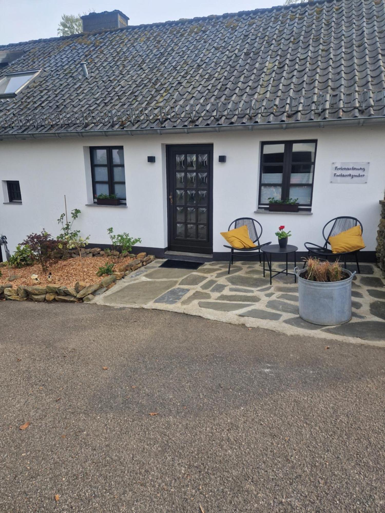 Ferienwohnung Fachwerkzauber Monschau Camera foto